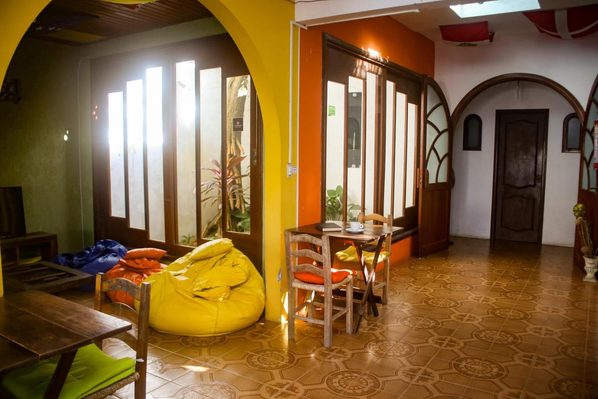 Geckos Hostel Florianópolis Екстериор снимка